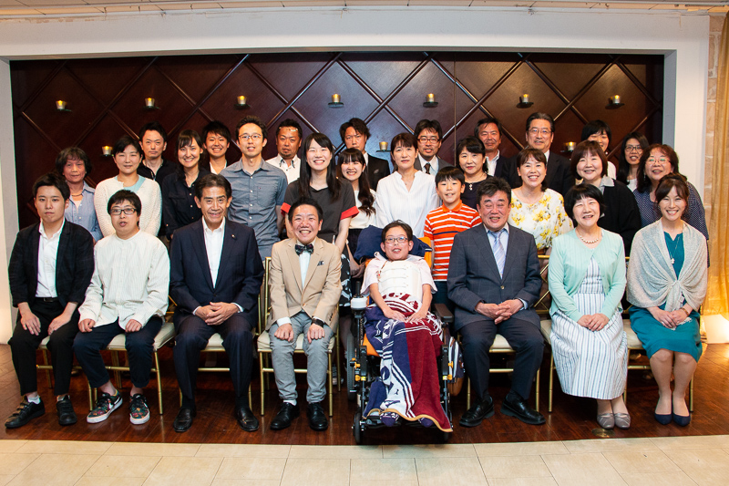 平成30年度通常総会および支援者感謝祭の集合写真